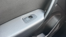 Renault Captur 1.6 E-Tech full hybrid 145 Evolution 5dr Auto Hybrid Hatchback